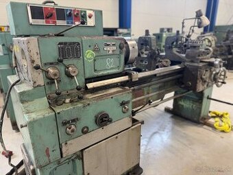 Soustruh hrotový SN 40/1000 + příslušenství