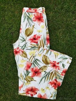 Kvietkované letné nohavice