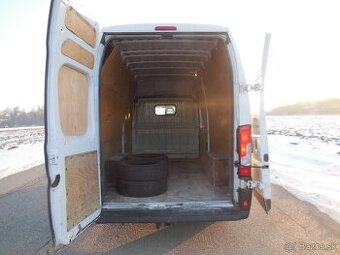 Hľadám prácu na dočasnú výpomoc / zástup / brigáda