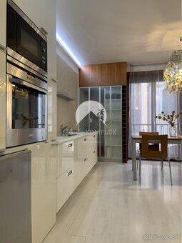 Reality KOMPLEX s.r.o. Vám ponúka na predaj LUXUSNÝ 2 izbový