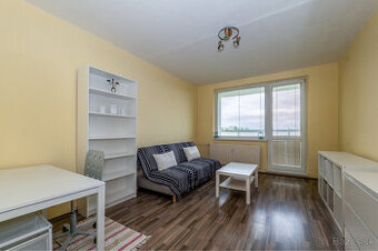 Priestranný 2-izbový byt  na prenájom | Kurská - Furča