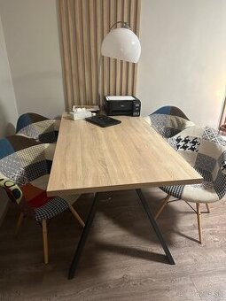 Stoličky s područkami