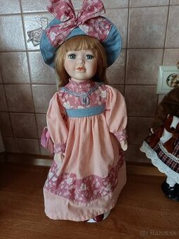 Porcelánové bábiky.