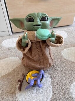 Hasbro - Animatronic figurka Baby Yoda The Child, Star Wars