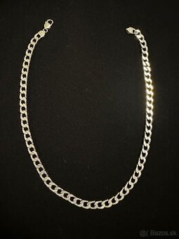 Masívna strieborná retiazka