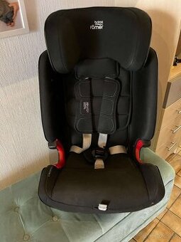 Advansafix IV r čierna