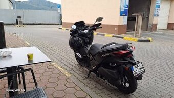Yamaha XMAX 300 Techmax 2024 black