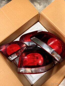 Svetlá Volkswagen golf mk6 Hatchback