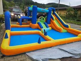 Skákací hrad Zábavné centrum