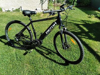Dema E-LLIOT CROSS