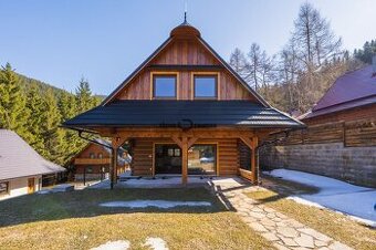 NA PREDAJ - HORSKÁ CHATA V SRDCI NÍZKYCH TATIER – MAGURKA