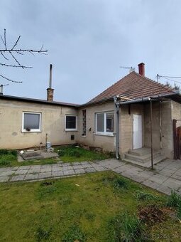 Predám rodinný dom 140 m2, pozemok 1300 m2, obec Opoj