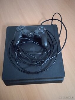 PS 4 slim - 1 TB. s DOVOZOM