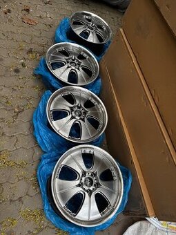 Barracuda VOLTEC J8×R18 - 5×114,3 - ET 45