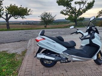 SYM MaxSYM 600i
