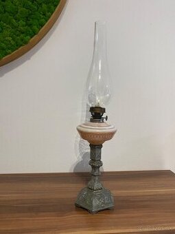 Petrolejová lampa