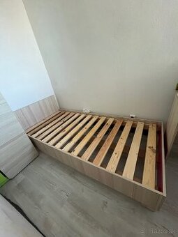 Posteľ 90x200