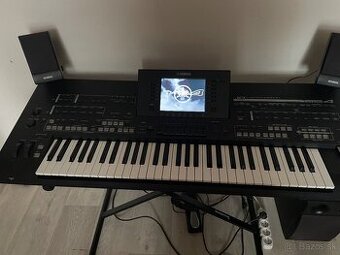 Tyros 4 special edition black