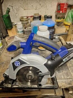 Ručná kotúčová píla aku