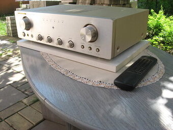 predam zosilovac marantz pm 8200