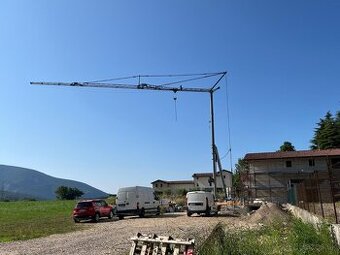 Predám samo Skládací stavebný Žeriav rameno 35 m,Nosnosť 4T