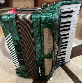 Harmonika-akordeón Lignatone