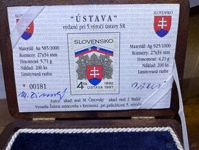 Poštové známky Slovensko 1997 ústava -zlato striebro