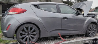 HYUNDAI VELOSTER 1.6 2013 predám PIATE DVERE,  PREVODOVKA,