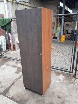 Predám skriňu na kompoty