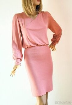 Elegantné merino šaty vo veľkosti XS /S