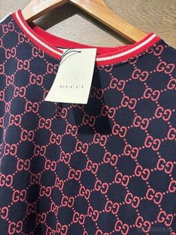 Gucci sveter