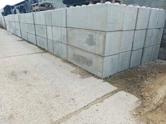 LEGO betónové kocky