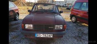 Predam skoda 130L s SPZ Škoda 130L