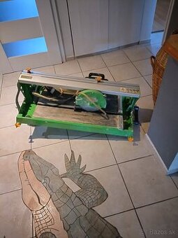 Predam elektricku rezacku dlazby Zipper ZI-FS200