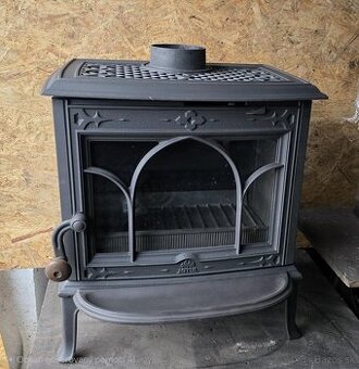Liatinové kachle Jotul F 100 CB čierný lak
