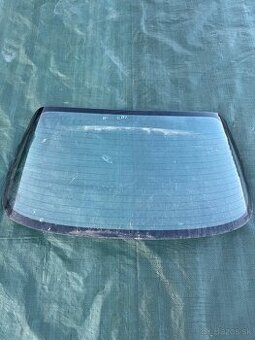 Zadné kufrové okno Honda City