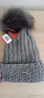 damska ciapka nov.aa