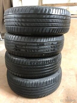 Bridgestone Turanza T005 215/60 R17