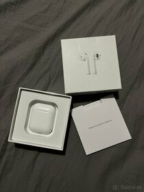 Apple AirPods with Wireless Charging Case - 1