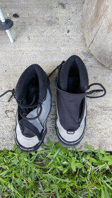 Detské bežecké topánky č. 34 - viazanie NNN