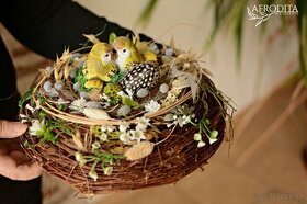 Jarný aranžmán s vtáčikmi v hniezde - 1