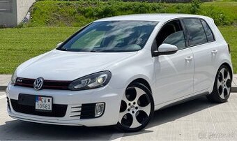 Volkswagen Golf VI GTI 2.0TSI