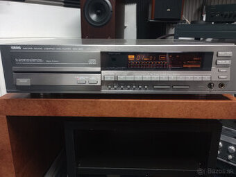 Yamaha CDX-820