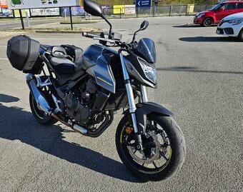 Honda hornet 750 (5/2023)