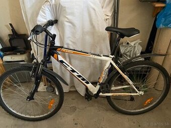 Predám cestný bicykel CTM