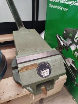 Zverák strojný 125mm