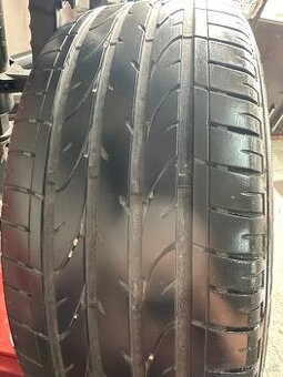 235/50 R18