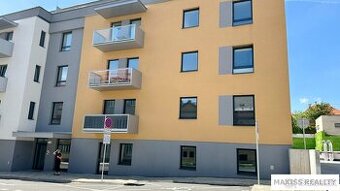 Obchodný priestor prístupný z ulice v centre mesta, novostav - 1