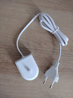 Nabíjačka na elektricku zubnu kefku