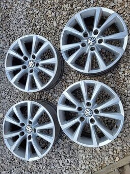 18ky na VW Touareg 2